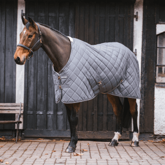 Stalltäcke 150g AW25 Haglunds