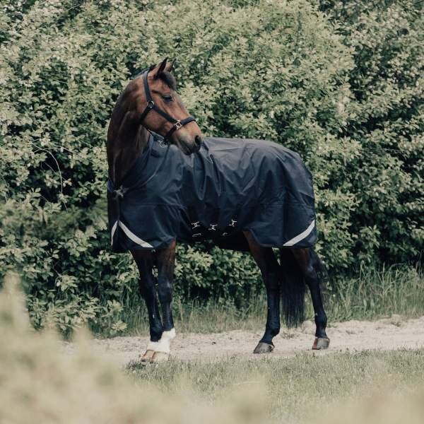 svart-regntacke-avtagbar-hals-50g