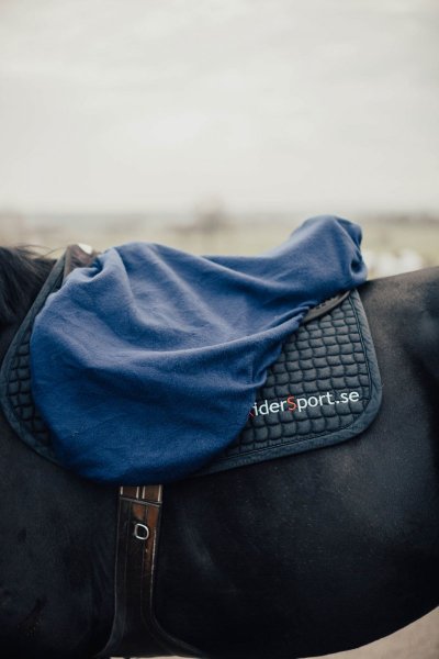 Sadelöverdrag I Fleece Haglunds