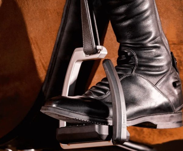 Säkerhetsstigbygel m. Spikar Aero Sprenger