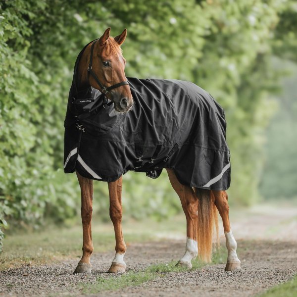 regntacke-50g-hast-svart-avtagbar-hals