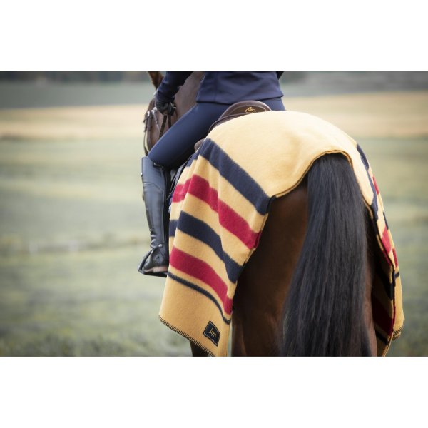 Ullfilt Newmarket Lippo